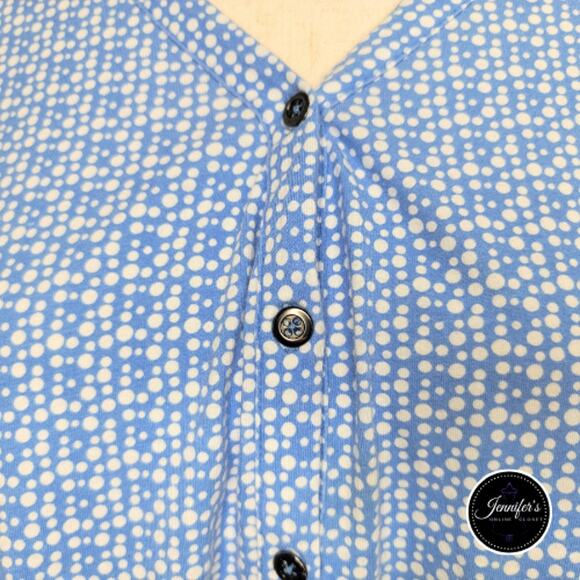 Hastings & Smith Blue and White V Neck Short Sleeve Dot Pattern Top Size 1X - Picture 4 of 9